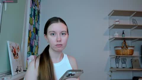 Kira online show from 11/06/25, 02:56