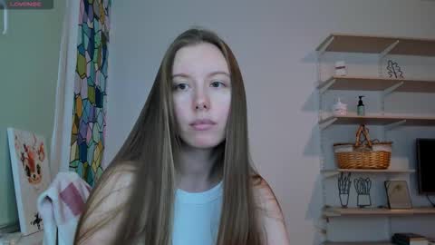 Kira online show from 12/01/25, 10:31