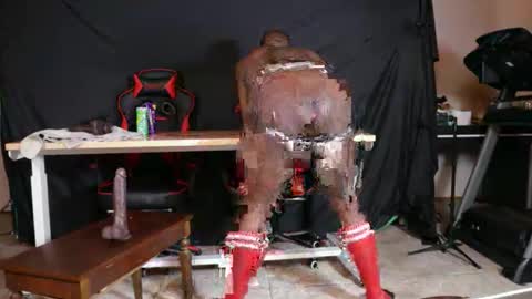 Snapshot of bamaboichrisxxx chatting on 12/18/25, 12:38 CHRIS GEKKO online show from 12/18/25, 12:38