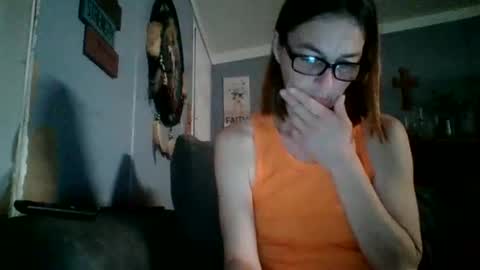 Snapshot of bamacpl80 chatting on 03/23/26, 01:31 bamacpl80 online show from 03/23/26, 01:31