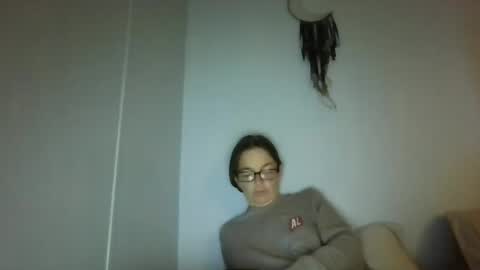 Snapshot of bamacpl80 chatting on 06/18/26, 12:44 bamacpl80 online show from 06/18/26, 12:44