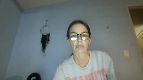 Snapshot of bamacpl80 chatting on 07/11/26, 01:19 bamacpl80 online show from 07/11/26, 01:19