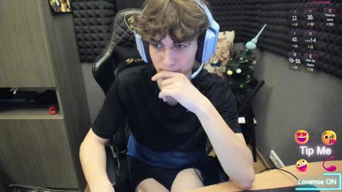 Snapshot of bambelbye chatting on 01/09/25, 05:43 Gaz online show from 01/09/25, 05:43