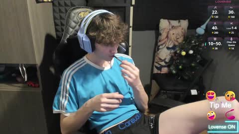 Snapshot of bambelbye chatting on 01/10/25, 02:45 Gaz online show from 01/10/25, 02:45