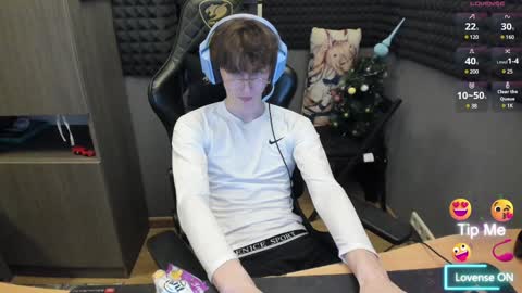 Snapshot of bambelbye chatting on 01/11/25, 04:25 Gaz online show from 01/11/25, 04:25