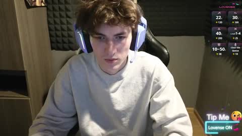 Snapshot of bambelbye chatting on 02/23/25, 05:18 Gaz online show from 02/23/25, 05:18