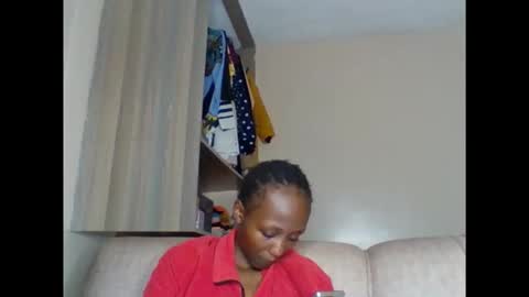 Snapshot of bambi_bunnie chatting on 06/07/26, 11:30 Bambi online show from 06/07/26, 11:30
