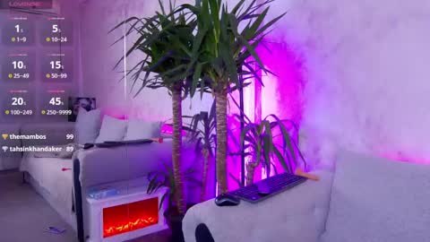 BambiAndAyline online show from 12/05/24, 08:00