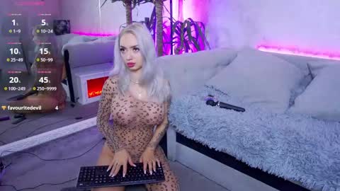 BambiAndAyline online show from 12/11/24, 04:18