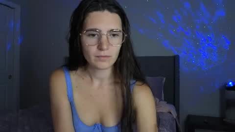 Snapshot of bambifarrina chatting on 09/16/25, 12:55 bambifarrina online show from 09/16/25, 12:55