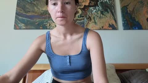 bambifarrina online show from 04/23/26, 05:15