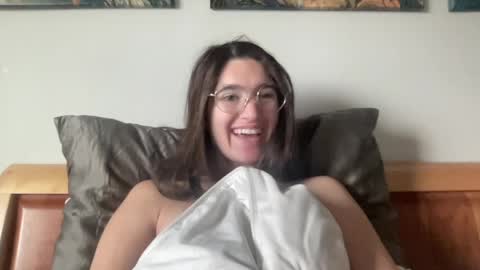 Snapshot of bambifarrina chatting on 05/12/26, 02:58 bambifarrina online show from 05/12/26, 02:58