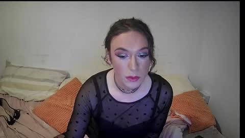 Keira online show from 02/01/25, 09:08