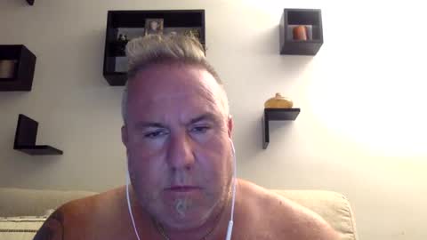 banana5289 online show from 07/04/26, 10:54