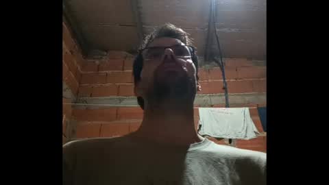 Ezequiel online show from 04/17/26, 01:52