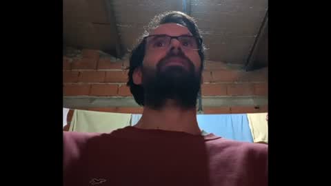 Snapshot of banana_argen_15 chatting on 07/23/26, 01:58 Ezequiel online show from 07/23/26, 01:58