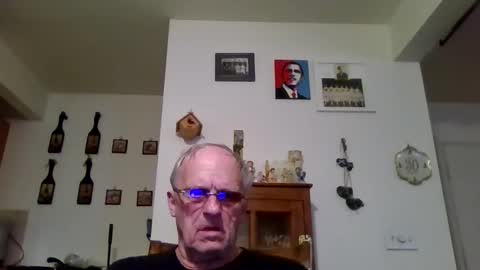 banana_hammock70 online show from 04/19/26, 08:22