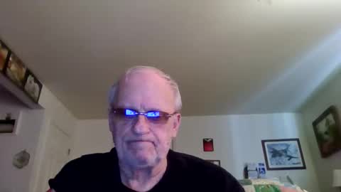 banana_hammock70 online show from 04/23/26, 12:29