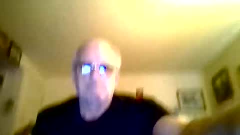 banana_hammock70 online show from 04/24/26, 11:12