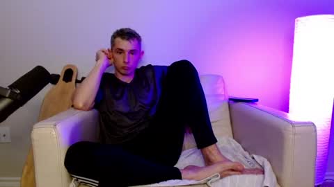 bananacurvesleft online show from 08/04/26, 03:43