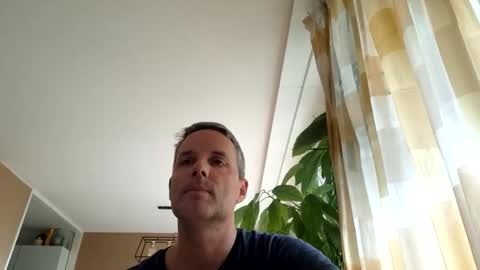 bananasplit1900 online show from 10/18/25, 10:27