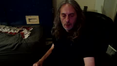 Snapshot of bangintoleather chatting on 07/19/26, 02:15 bangintoleather online show from 07/19/26, 02:15