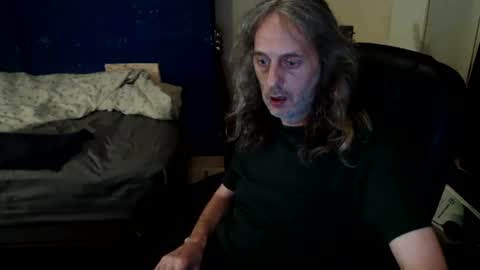 Snapshot of bangintoleather chatting on 07/29/26, 02:21 bangintoleather online show from 07/29/26, 02:21