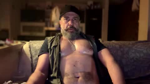 Snapshot of barba71 chatting on 02/01/25, 04:56 Military man 69 online show from 02/01/25, 04:56