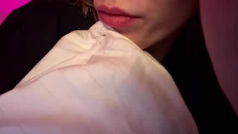 Snapshot of barbara53000 chatting on 11/03/25, 10:21 charliejones online show from 11/03/25, 10:21