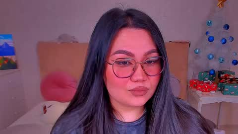 Barbie Kim online show from 12/26/24, 02:01