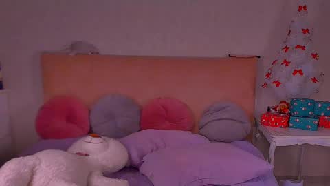 Barbie Kim online show from 01/12/25, 01:53