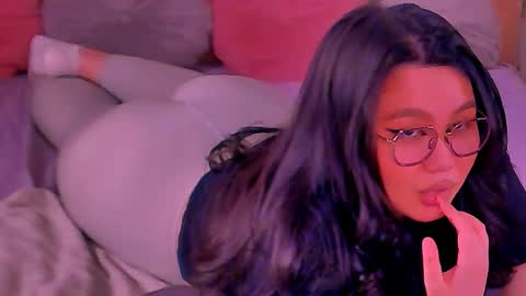 Barbie Kim online show from 03/03/25, 02:47