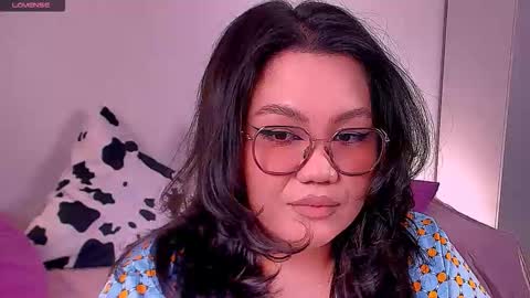 Barbie Kim online show from 11/16/25, 07:41