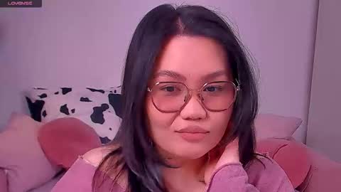 Barbie Kim online show from 12/21/25, 09:27