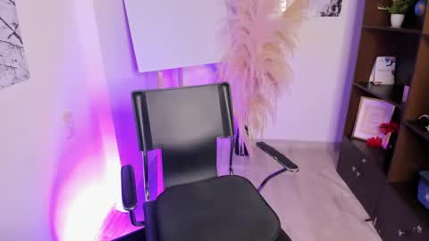Barbara  online show from 09/19/25, 02:02