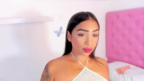 Snapshot of barbarahills_21 chatting on 03/01/26, 05:26 Barbie Hills online show from 03/01/26, 05:26