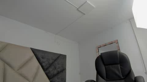 Barbara  online show from 04/08/26, 11:54