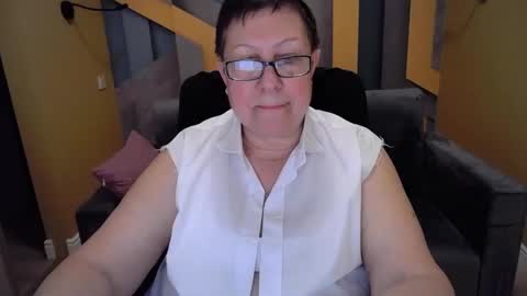 Snapshot of barbaraturners chatting on 01/08/25, 07:03 barbaraturners online show from 01/08/25, 07:03
