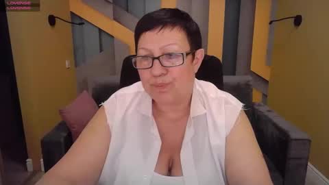 Snapshot of barbaraturners chatting on 02/08/25, 02:26 barbaraturners online show from 02/08/25, 02:26