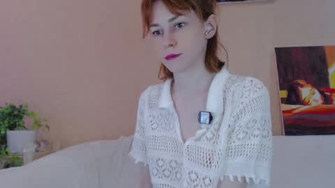 Snapshot of barbarian_girl chatting on 05/30/26, 10:01 Amina online show from 05/30/26, 10:01