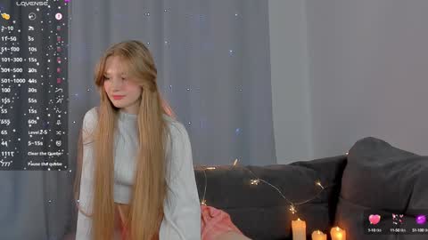 Snapshot of barbbiiedoll chatting on 12/16/24, 10:56 Kendall online show from 12/16/24, 10:56