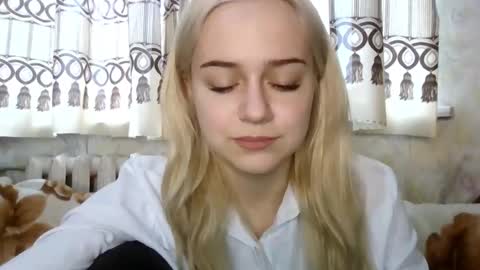 barbie___girl online show from 01/13/26, 10:53