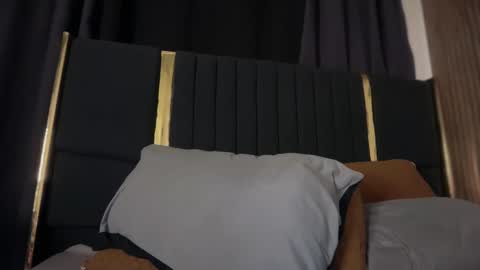 A I K O online show from 10/22/25, 07:13