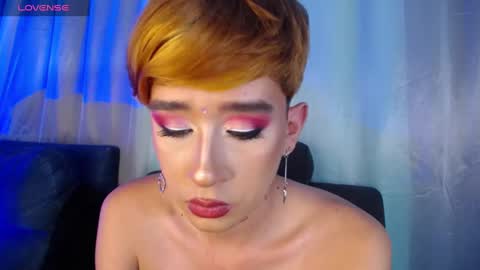          I work from home this is my room 3 online show from 01/27/25, 07:35