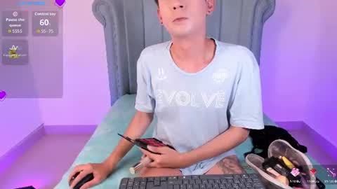         I work from home this is my room 3 online show from 06/21/26, 07:33