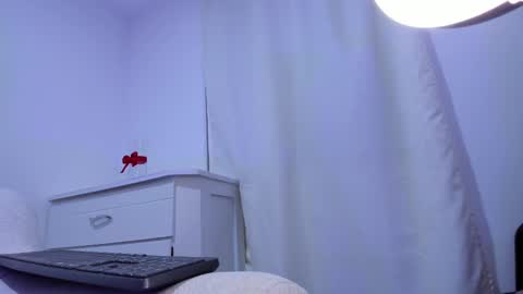 Snapshot of barbie_brunette3 chatting on 03/04/25, 02:27  independet model online show from 03/04/25, 02:27