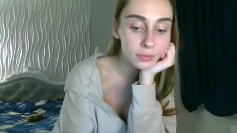 Kate online show from 02/17/26, 08:15