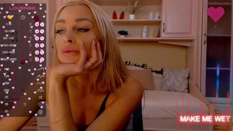 Snapshot of barbie_kiss1 chatting on 12/05/24, 04:31 barbie online show from 12/05/24, 04:31