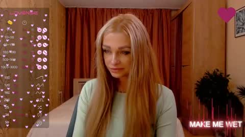 Snapshot of barbie_kiss1 chatting on 12/12/24, 01:43 barbie online show from 12/12/24, 01:43