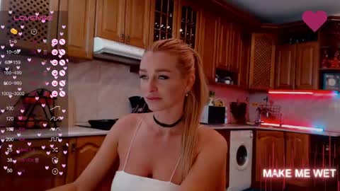 Snapshot of barbie_kiss1 chatting on 12/21/24, 04:41 barbie online show from 12/21/24, 04:41